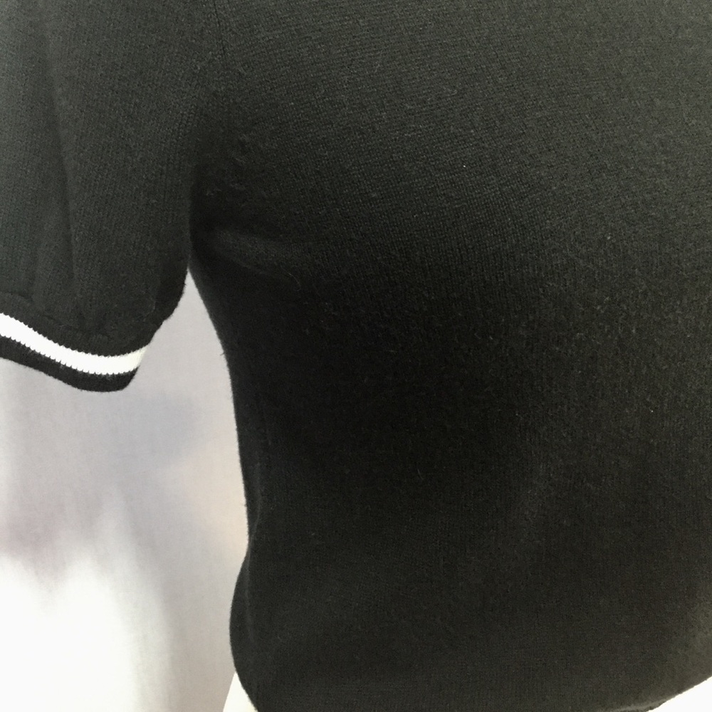 Brandy Melville Cropped 90’s Style Top - Picture 4 of 6